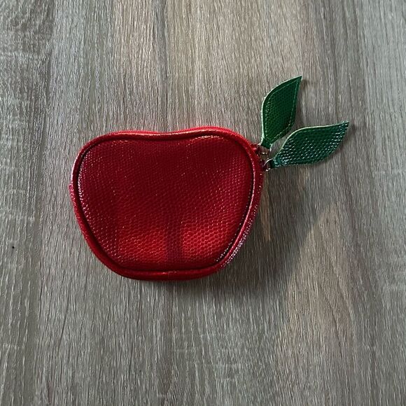NWOT … Red “Apple-Shaped” ID / Card Holder With Key Chain - Picture 2 of 3